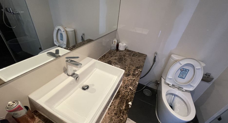Condo en alquiler de 2 habitaciones en Pathum Wan, Bangkok