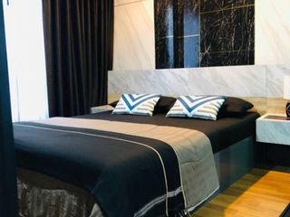Condo en alquiler de 1 habitaciones en Phra Khanong, Bangkok