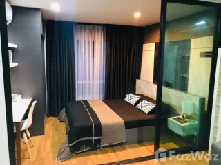 Condo en alquiler de 1 habitaciones en Phra Khanong, Bangkok