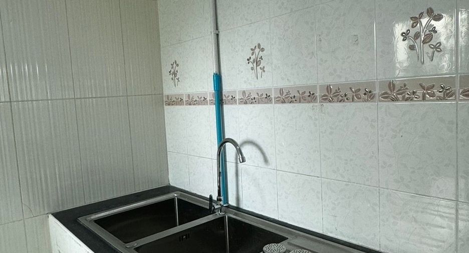 For rent 3 bedrooms house in Mueang Samut Prakan, Samut Prakan