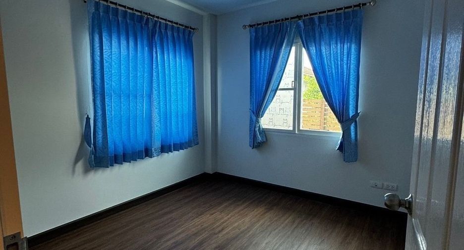 For rent 3 bedrooms house in Mueang Samut Prakan, Samut Prakan
