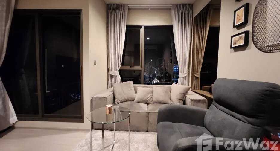 For rent studio condo in Huai Khwang, Bangkok