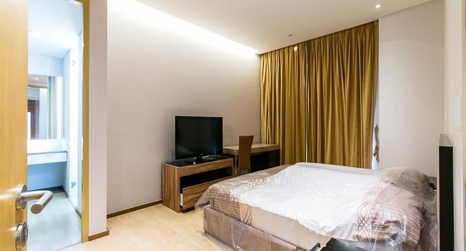 Condo en alquiler de 2 habitaciones en Khlong Toei, Bangkok