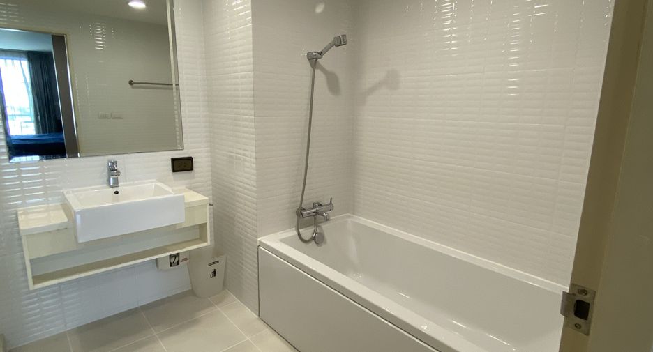 For rent 2 ベッドルーム condo in Khlong Toei, Bangkok