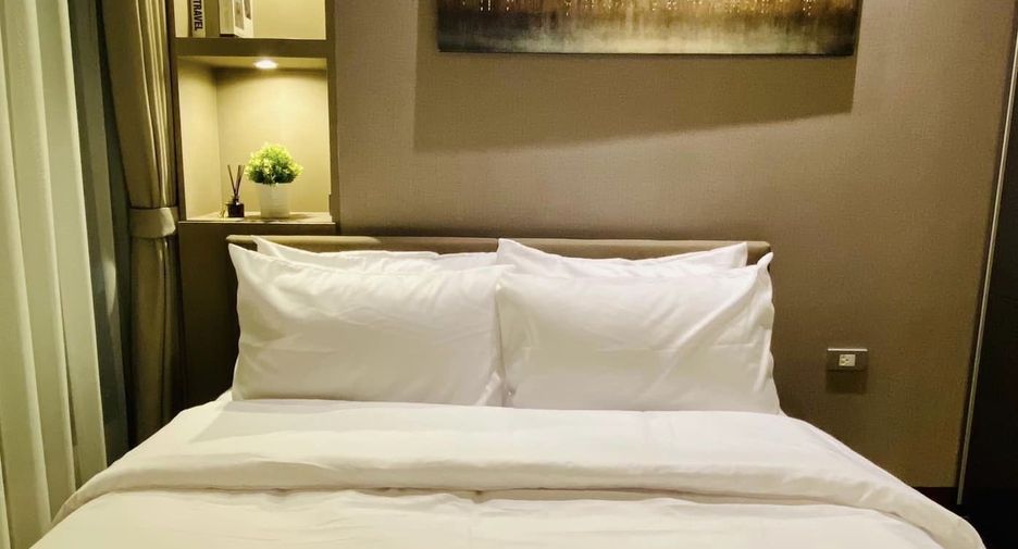 For rent 1 bed condo in Khlong Toei, Bangkok