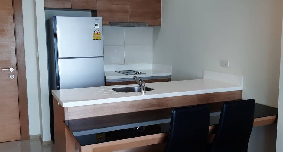 Condo en alquiler de 1 habitaciones en Huai Khwang, Bangkok