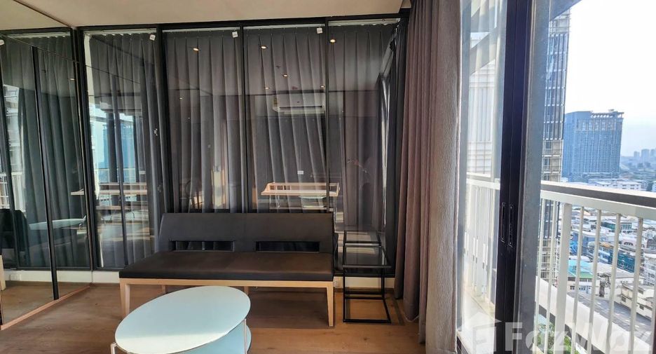 For rent 2 bedrooms condo in Khlong Toei, Bangkok