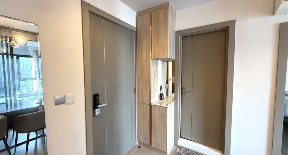 Wohnung zur Miete mit 1 Zimmer in Huai Khwang, Bangkok