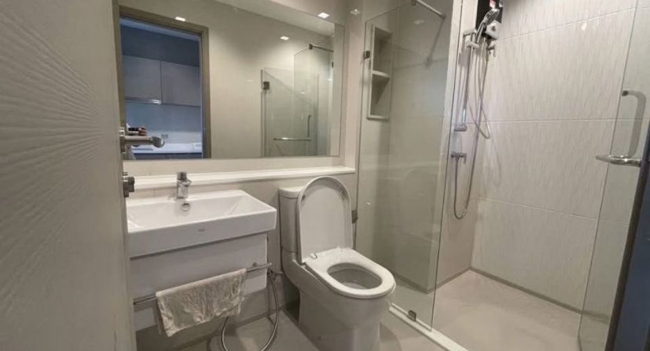Condo en alquiler de estudio en Huai Khwang, Bangkok