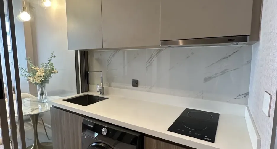 For rent 1 bed condo in Watthana, Bangkok