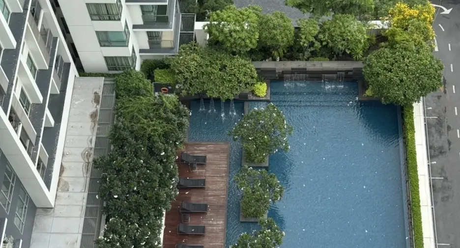 For rent 1 bed condo in Phra Khanong, Bangkok