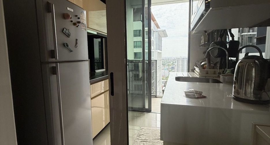 For rent 1 bed condo in Phra Khanong, Bangkok