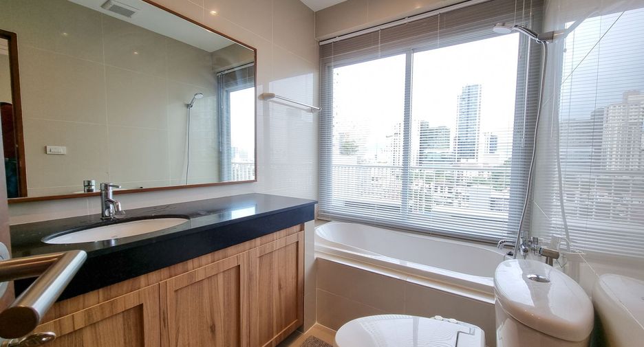 Wohnung zur Miete mit 2 Zimmer in Watthana, Bangkok
