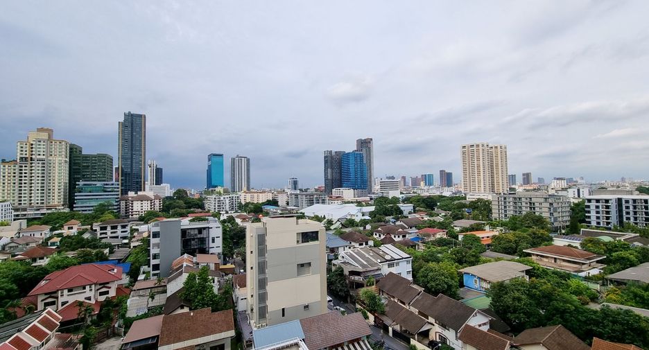 Wohnung zur Miete mit 2 Zimmer in Watthana, Bangkok