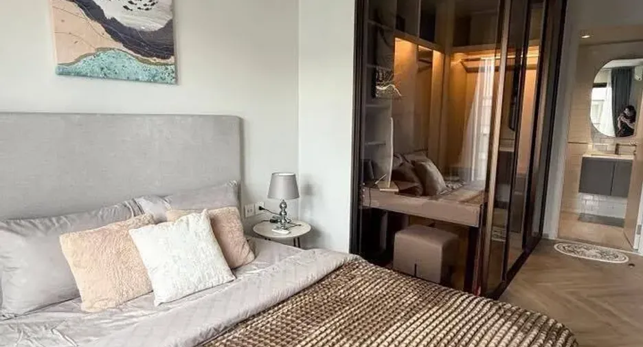 For rent 1 bed condo in Watthana, Bangkok