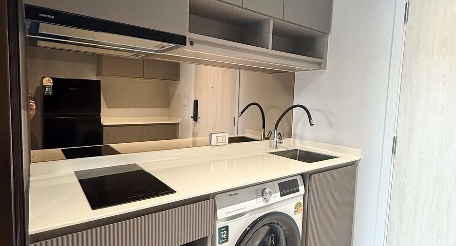 Wohnung zur Miete mit 1 Zimmer in Watthana, Bangkok