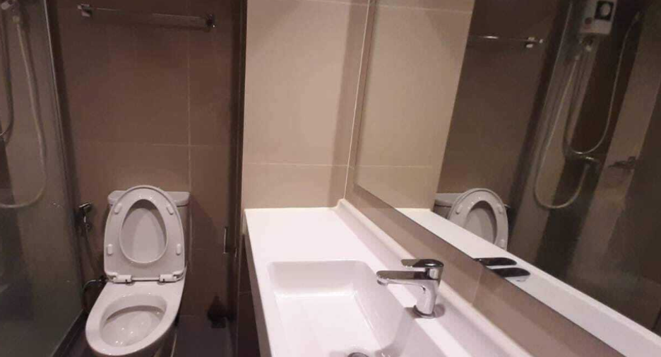 For rent studio condo in Phra Khanong, Bangkok