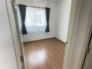 For rent 3 bedrooms townhouse in Bang Phli, Samut Prakan