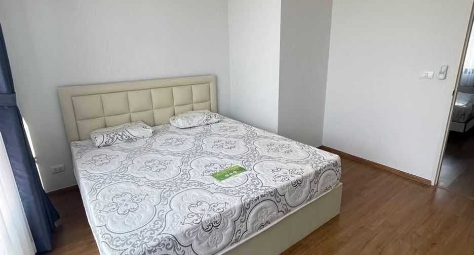 Casa adosada en alquiler de 3 habitaciones en Bang Phli, Samut Prakan