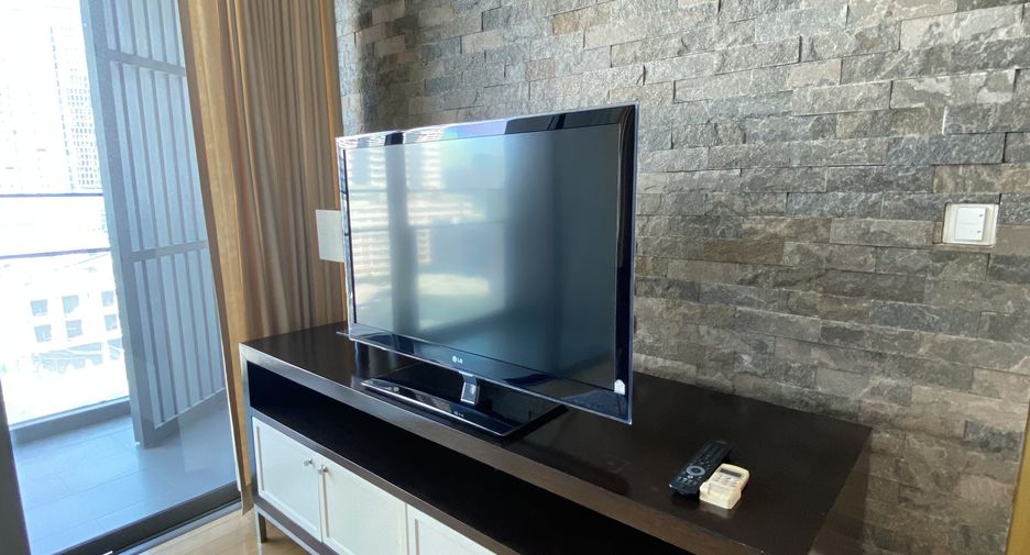 For rent 1 bed condo in Khlong Toei, Bangkok