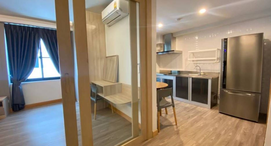 Wohnung zur Miete mit 1 Zimmer in Watthana, Bangkok