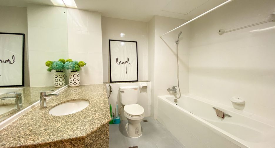 For rent 1 Beds condo in Watthana, Bangkok