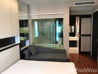 For rent 2 bedrooms condo in Pathum Wan, Bangkok