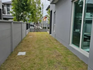 Haus zur Miete mit 3 Zimmer in Bang Phli, Samut Prakan
