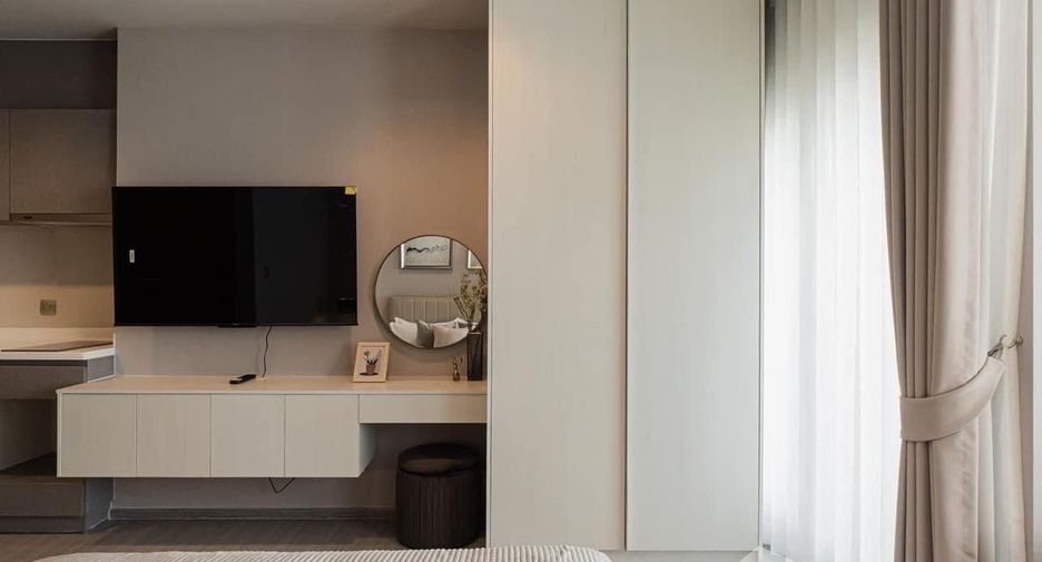 Condo en alquiler de estudio en Huai Khwang, Bangkok