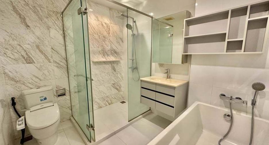 For rent 1 bed condo in Watthana, Bangkok