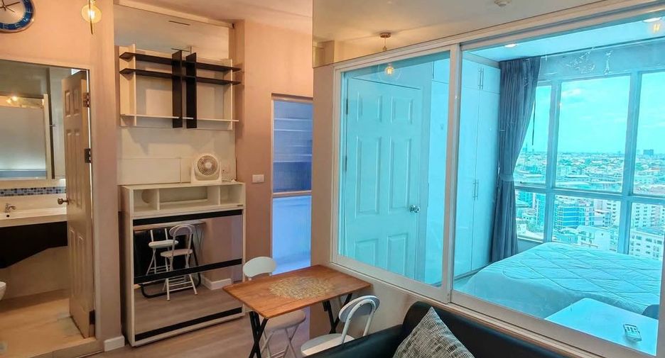 À louer 1 chambre condo à Huai Khwang, Bangkok