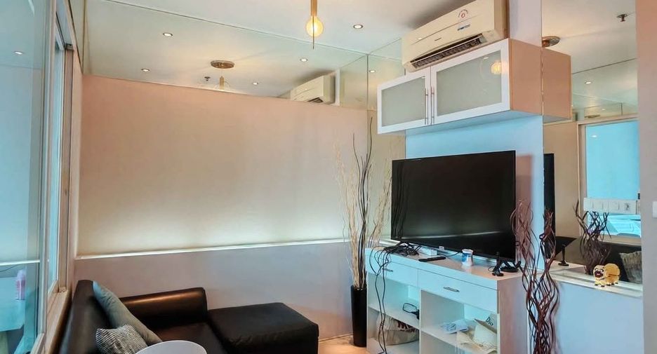 À louer 1 chambre condo à Huai Khwang, Bangkok