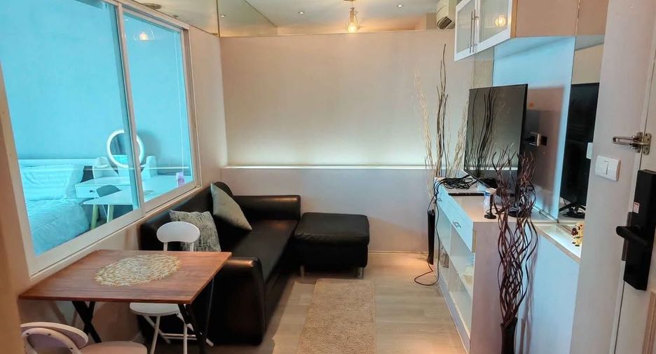 À louer 1 chambre condo à Huai Khwang, Bangkok