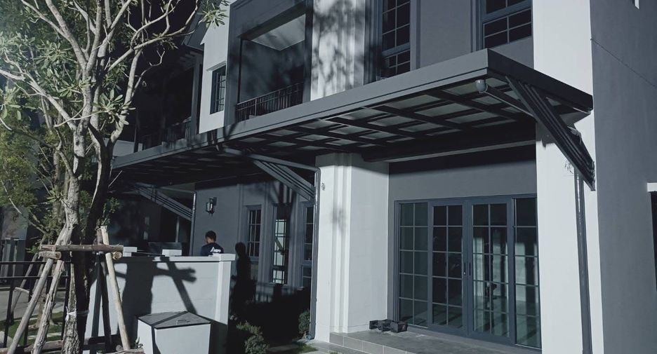 Haus zur Miete mit 4 Zimmer in Bang Phli, Samut Prakan