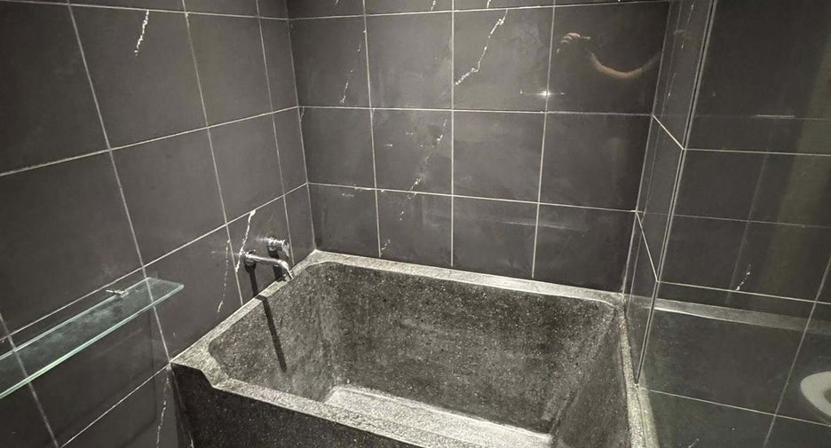 Аренда 2 спальни кондо в Щаттхана, Бангкок