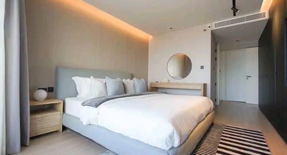 For rent 2 bedrooms condo in Bang Phlat, Bangkok