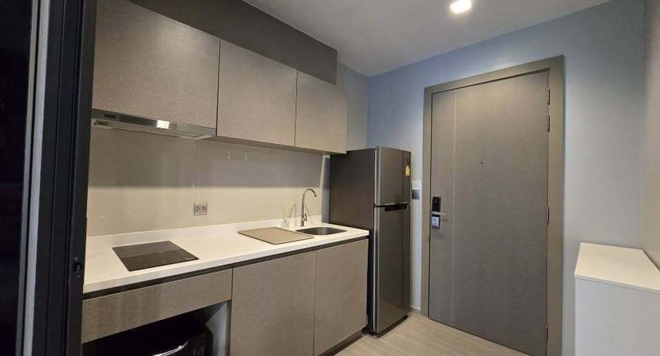For rent スタジオ condo in Huai Khwang, Bangkok