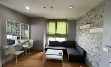 Condo en alquiler de 1 habitaciones en Huai Khwang, Bangkok