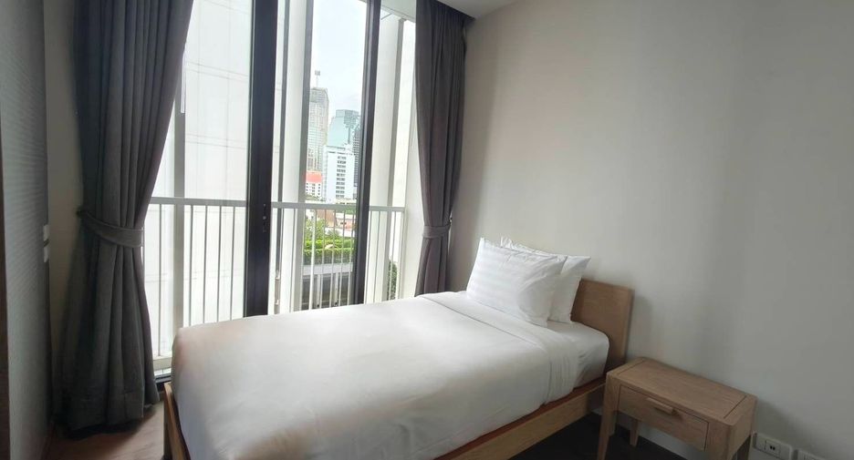 For rent 2 bedrooms condo in Khlong Toei, Bangkok
