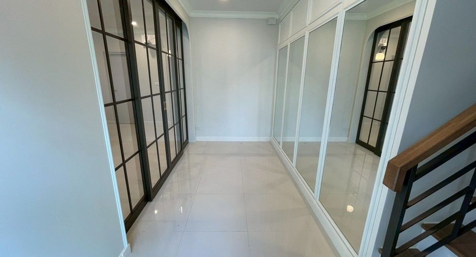 Villa zur Miete mit 4 Zimmer in Bang Phli, Samut Prakan
