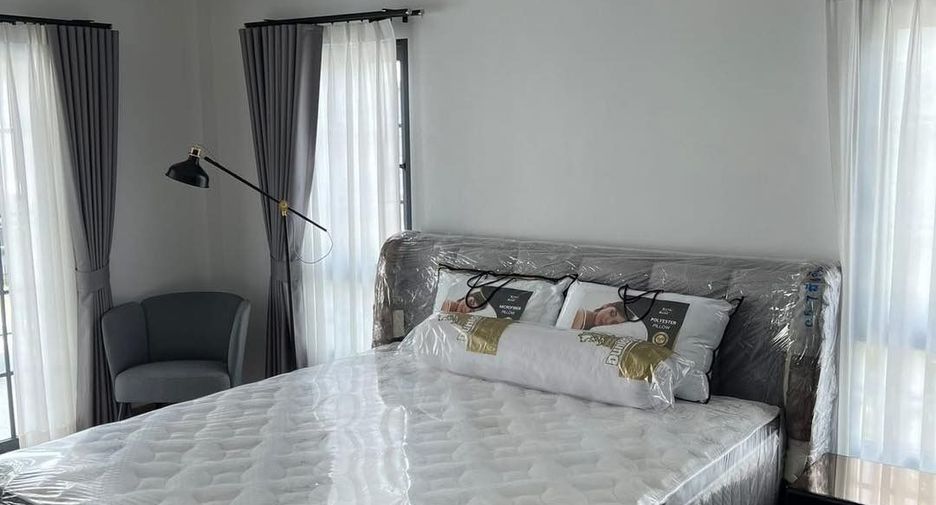 Haus zur Miete mit 4 Zimmer in Bang Phli, Samut Prakan