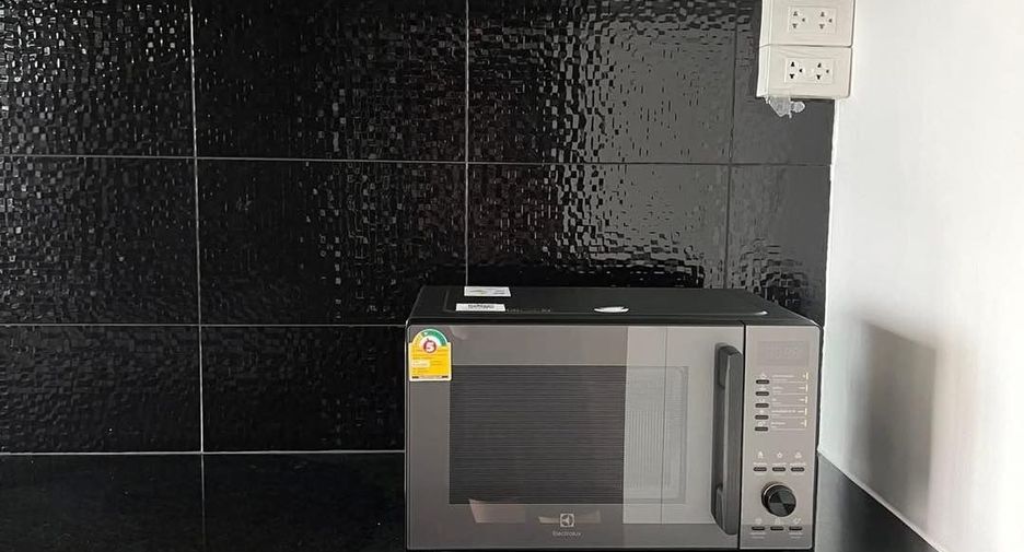 Haus zur Miete mit 4 Zimmer in Bang Phli, Samut Prakan