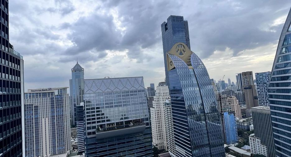 For rent 1 bed condo in Pathum Wan, Bangkok