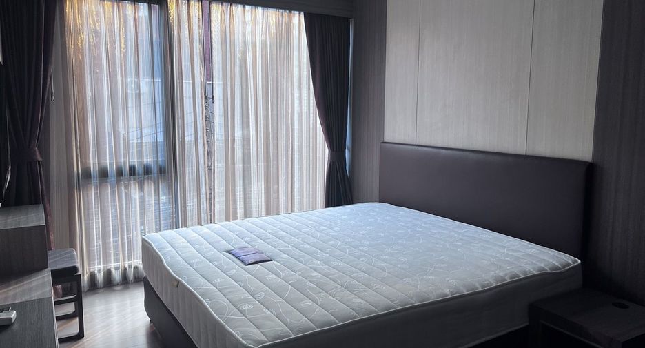 For rent 1 bed condo in Watthana, Bangkok