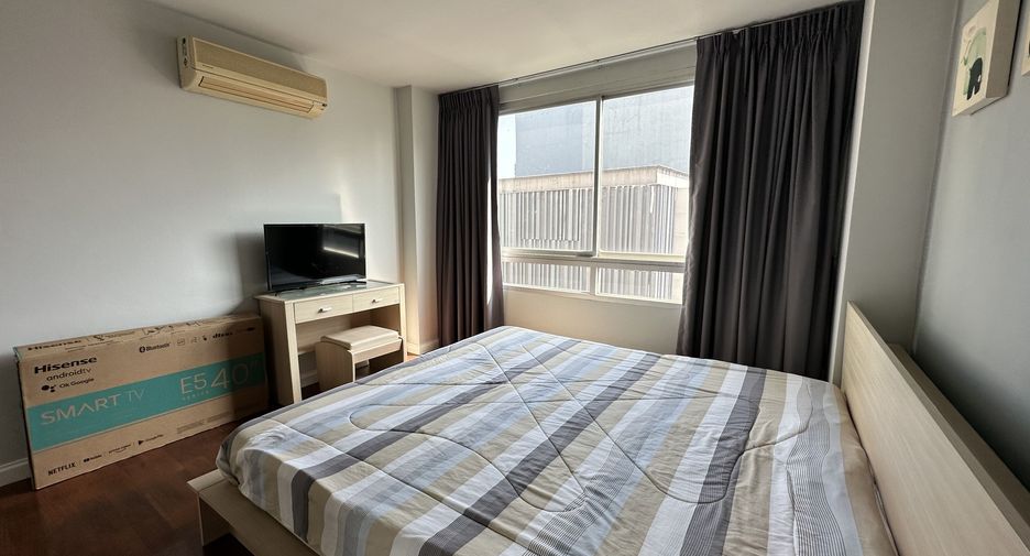 For rent 1 bed condo in Watthana, Bangkok