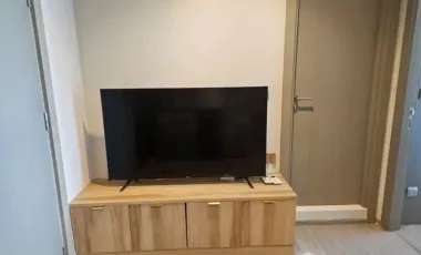 Wohnung zur Miete mit 1 Zimmer in Huai Khwang, Bangkok