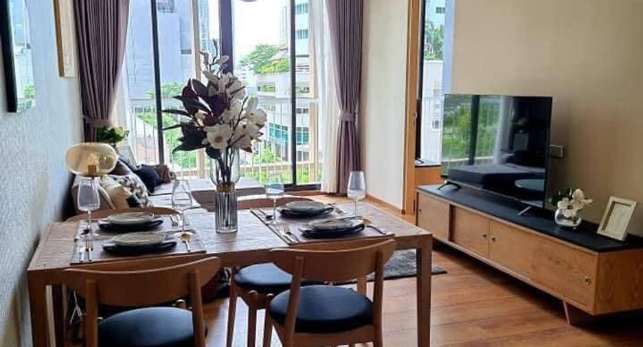 For rent 2 bedrooms condo in Khlong Toei, Bangkok