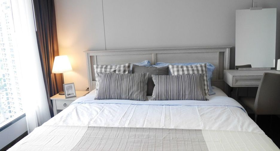 For rent 1 bed condo in Khlong Toei, Bangkok