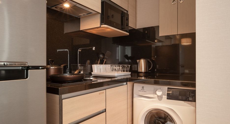 For rent 1 bed condo in Khlong Toei, Bangkok