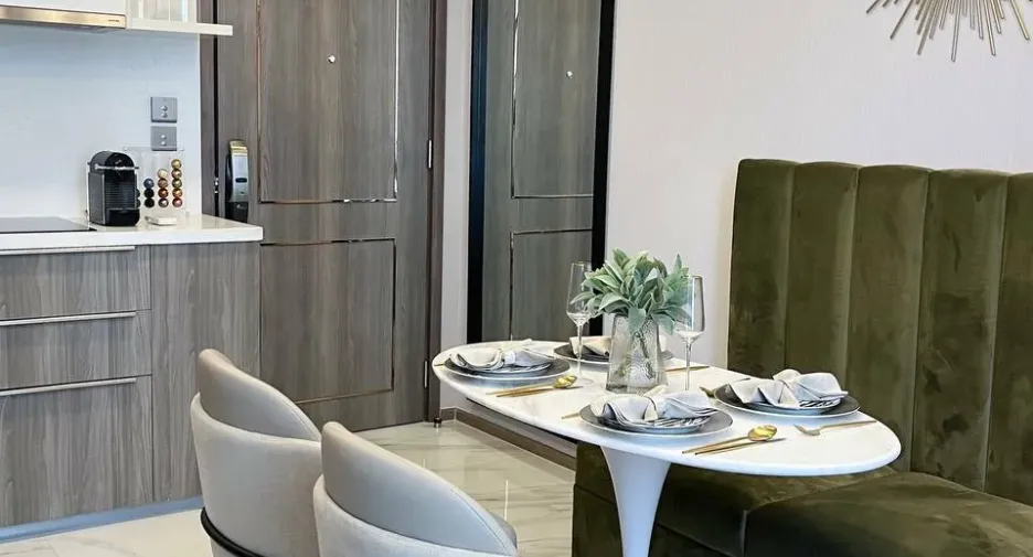 Condo en alquiler de 1 habitaciones en Khlong Toei, Bangkok